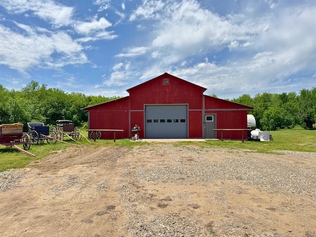 377056 E 1040th Rd, Okemah, OK 74859 - detached garage featuring driveway