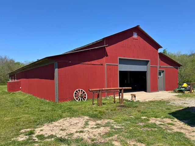 377056 E 1040th Rd, Okemah, OK 74859 - view of pole building featuring a yard