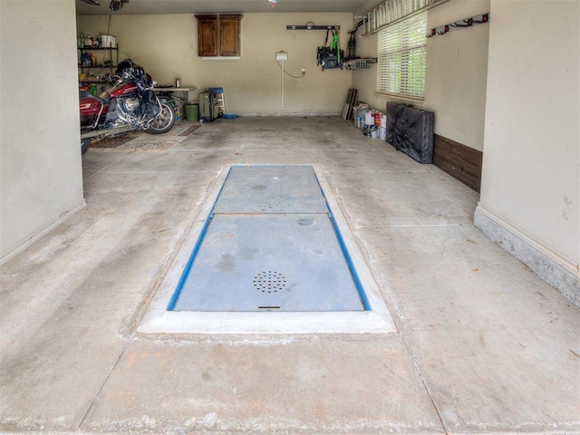 3570 Riverwood Ln, Edmond, OK 73034 - view of garage
