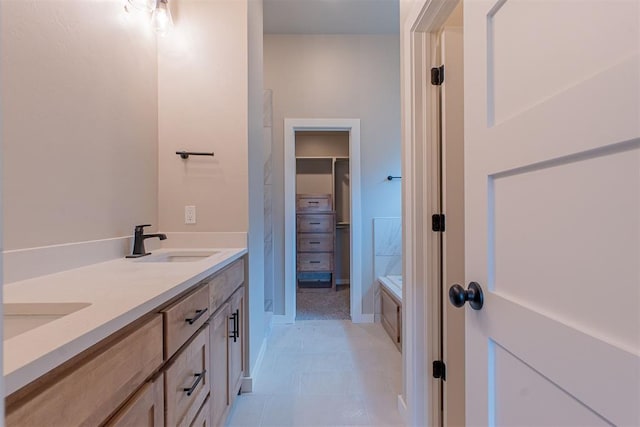 9205 Taggert Ln, Yukon, OK 73099 - full bath featuring double vanity and a walk in closet
