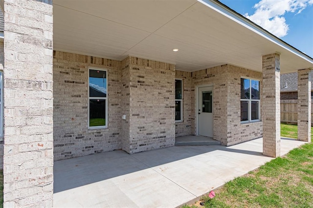 9205 Taggert Ln, Yukon, OK 73099 - view of patio featuring fence