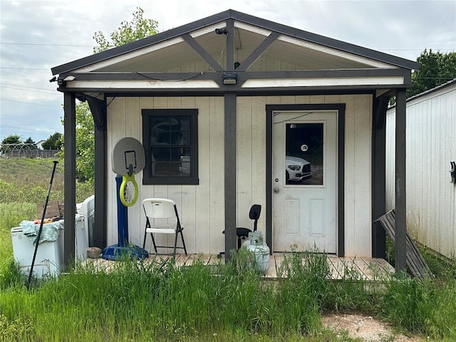 20269 Fairbanks Ln, Tecumseh, OK 74873 - photo 1