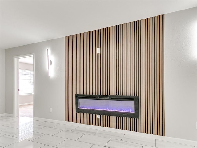 6501 N Laird Ave, Oklahoma City, OK 73105 - detailed view of a glass covered fireplace and baseboards