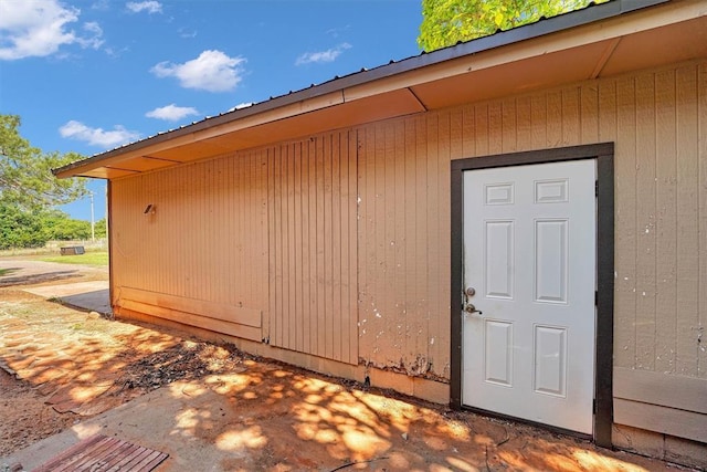 11402 N 1957th Rd, Elk City, OK 73644 - view of doorway to property