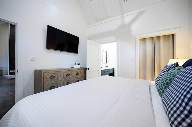 2427 Camp Ranch Rd, Broken Bow, OK 74728 - bedroom featuring vaulted ceiling and ensuite bathroom
