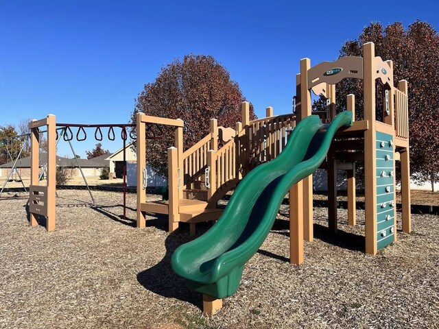 959 SE 16th Ter, Newcastle, OK 73065 - view of communal playground