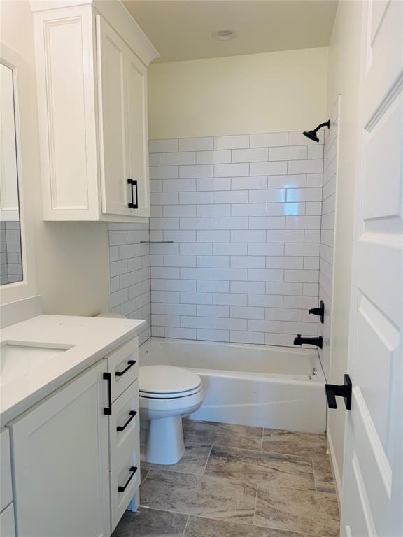 9596 Regado Ct, Guthrie, OK 73044 - full bath with vanity,  shower combination, and toilet