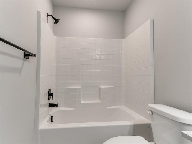 8617 NW 77th St, Oklahoma City, OK 73132 - bathroom with toilet and tub / shower combination