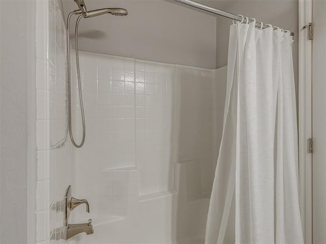 9120 SW 46th St, Oklahoma City, OK 73179 - full bath with shower / bath combo with shower curtain