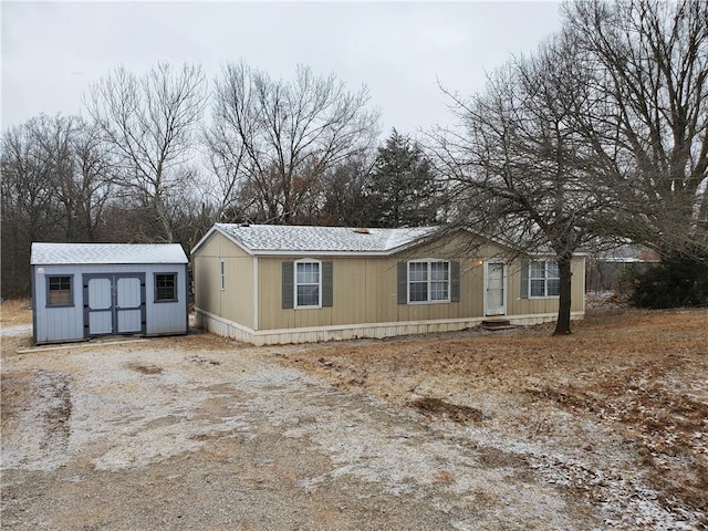 16110 Kings Rd, Shawnee, OK 74801 - view of front facade with a shed and an outbuilding