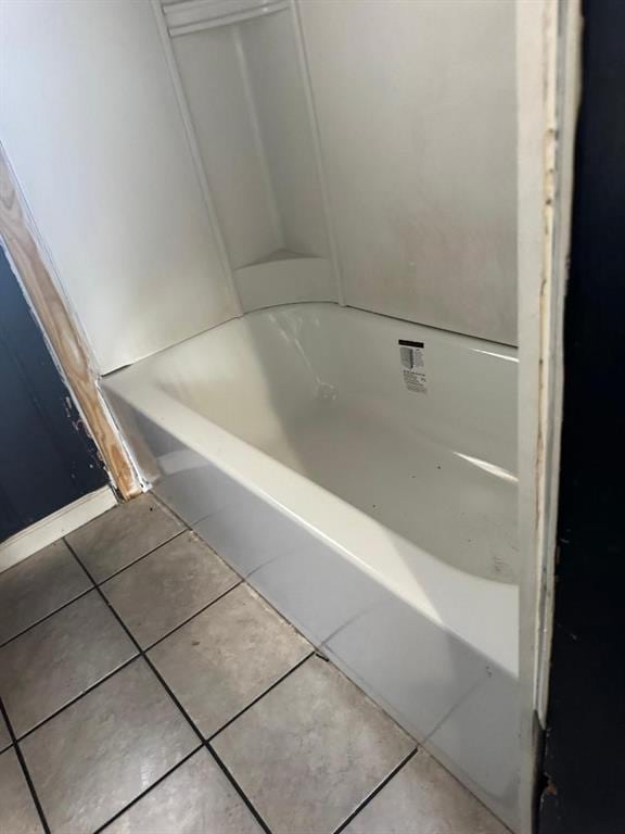 3316 Beechwood Dr, Del City, OK 73115 - full bathroom featuring tile patterned floors and a bathtub