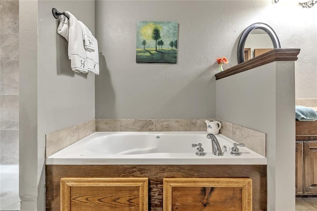8701 Long Spur Trl, Edmond, OK 73034 - full bath featuring a bath