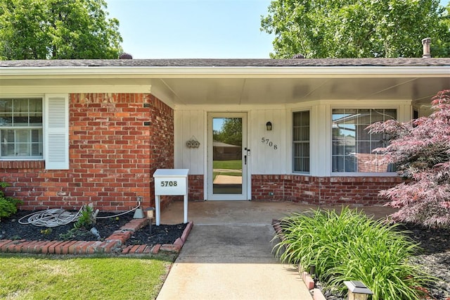 5708 NW 87th St, Oklahoma City, OK 73132 - entrance to property with brick siding