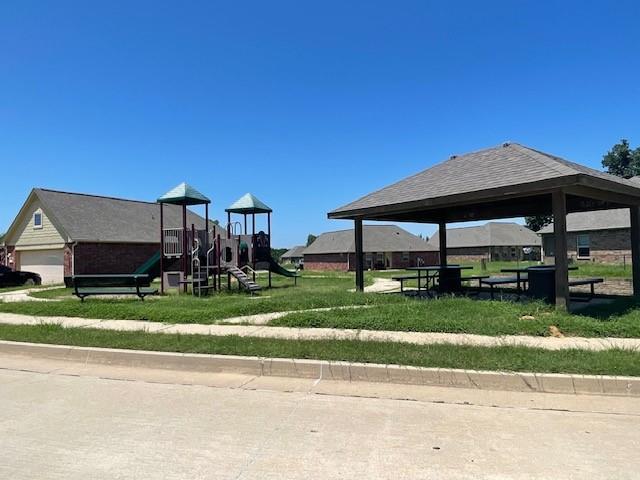 315 Thomas Blvd, Mcloud, OK 74851