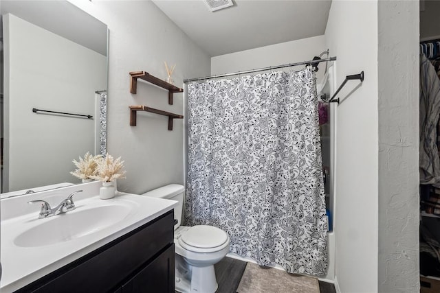 1837 Easton Ln, Oklahoma City, OK 73127 - full bathroom with toilet and vanity