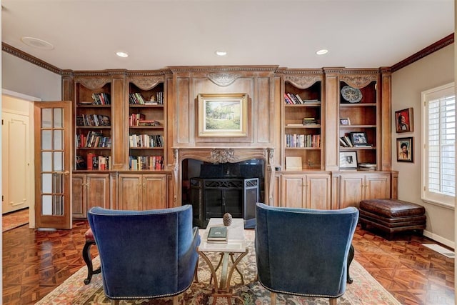 1114 Sherwood Ln Unit B-2, Nichols Hills, OK 73116 - living room featuring a fireplace, crown molding, baseboards, and recessed lighting