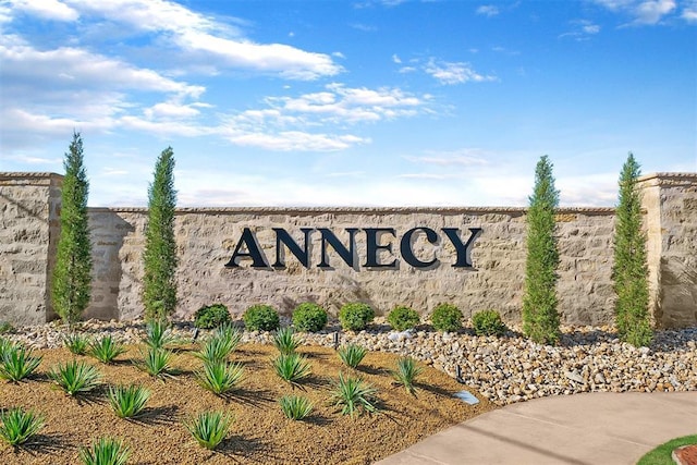 15012 Annecy Blvd, Oklahoma City, OK 73142 - view of community / neighborhood sign