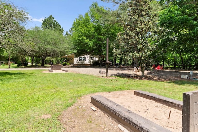 868 Red Fox Rd, Broken Bow, OK 74728 - view of green lawn