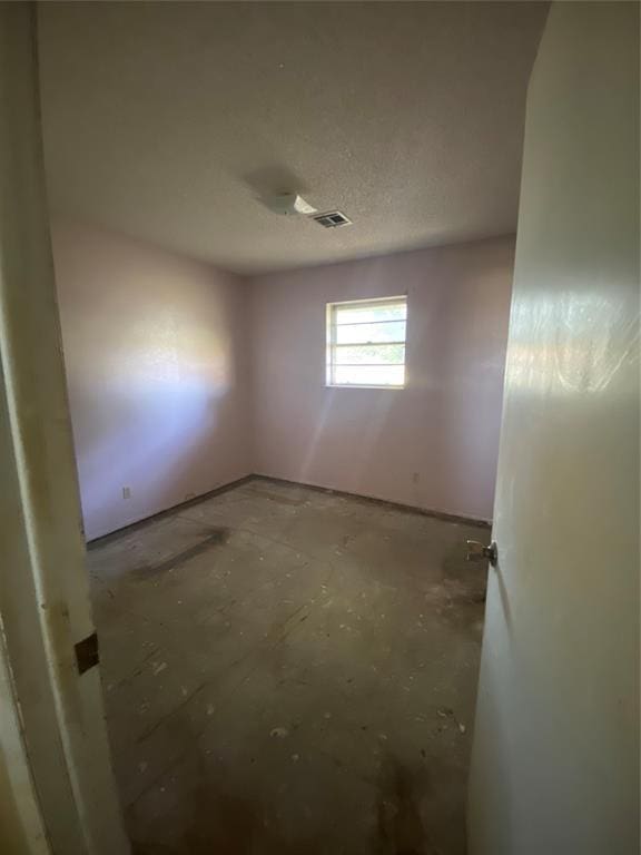 20403 E County Road 1567, Altus, OK 73521 - view of spare room