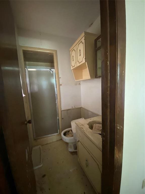 20403 E County Road 1567, Altus, OK 73521 - full bath with a shower stall, vanity, and toilet