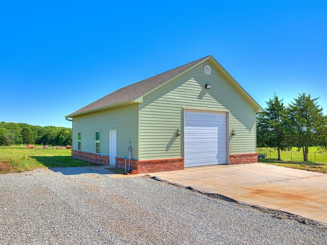 349412 E 840th Rd, Stroud, OK 74079 - detached garage featuring concrete driveway
