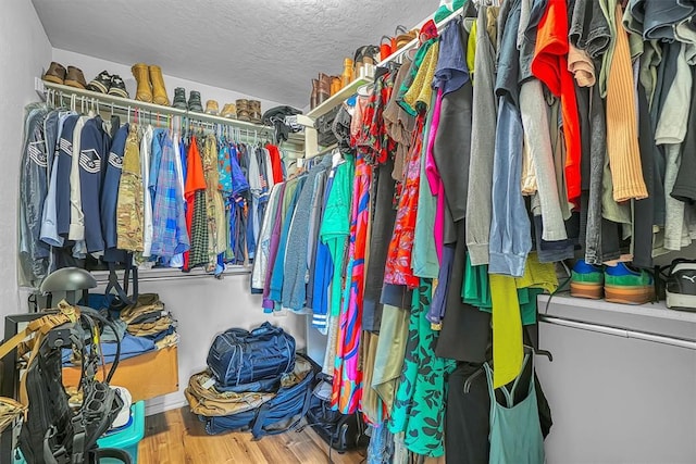 1537 Avalon Dr, Altus, OK 73521 - spacious closet with wood finished floors