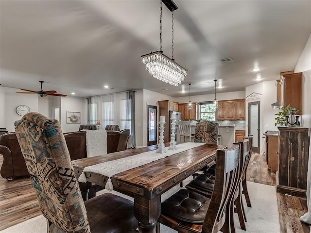 940437 S 3310th Rd, Wellston, OK 74881 - dining area featuring light wood-style floors, recessed lighting, and ceiling fan