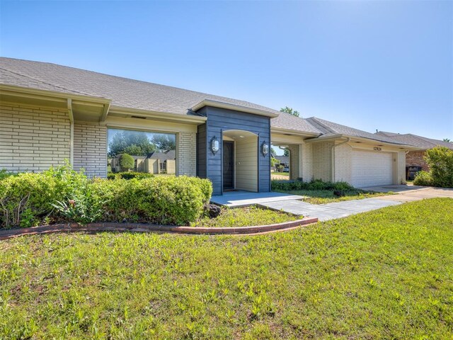 12924 Green Valley Dr, Oklahoma City, OK 73120 - photo 3