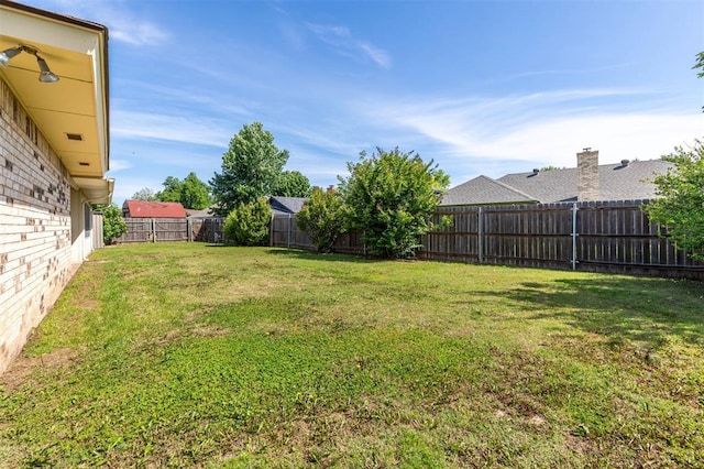 2613 SW 95th St, Oklahoma City, OK 73159 - view of yard