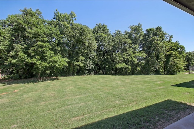 5625 Courtland Ln, Choctaw, OK 73020 - view of grassy yard