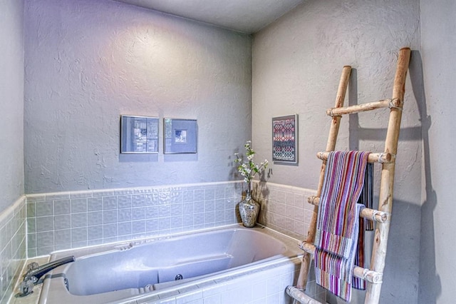 3517 Brookford Dr, Norman, OK 73072 - full bath with a bath and a textured wall