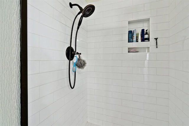 3005 Summit Hill Rd, Norman, OK 73071 - bathroom view of tiled shower