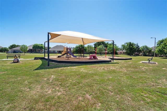 3005 Summit Hill Rd, Norman, OK 73071 - communal playground with a lawn