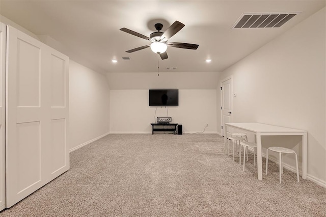 living area featuring ceiling fan, carpet flooring, recessed lighting, and baseboards