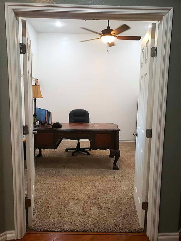 7336 E 136th Rd, Holdenville, OK 74848 - office space featuring a ceiling fan and baseboards