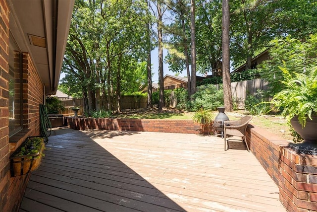 13500 Creekside Dr, Oklahoma City, OK 73131 - wooden terrace with a fenced backyard