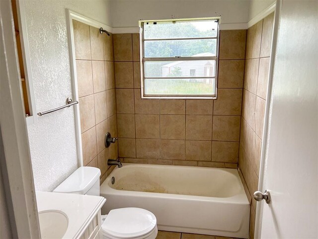 520 Dozer Rd, Sulphur, OK 73086 - full bathroom featuring toilet, vanity, and shower / washtub combination
