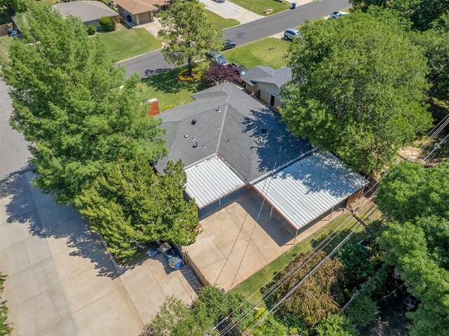 1738 Westchester Dr, Oklahoma City, OK 73120 - drone / aerial view