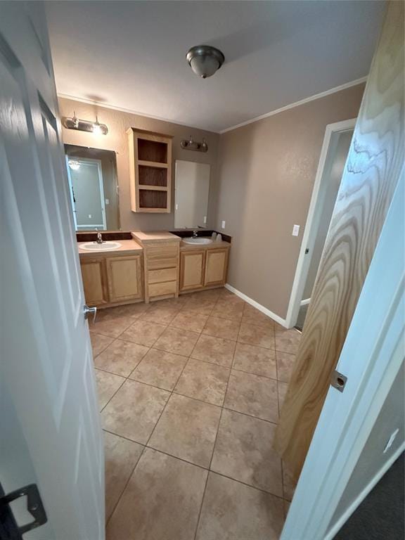 106 Sundown Ct, Mcloud, OK 74851 - full bath featuring tile patterned floors, crown molding, and double vanity