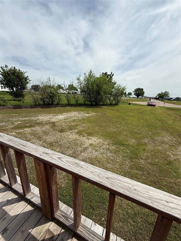106 Sundown Ct, Mcloud, OK 74851 - view of grassy yard