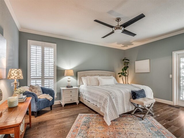 3605 Abbotsford, Norman, OK 73072 - bedroom with baseboards, wood finished floors, crown molding, and ceiling fan