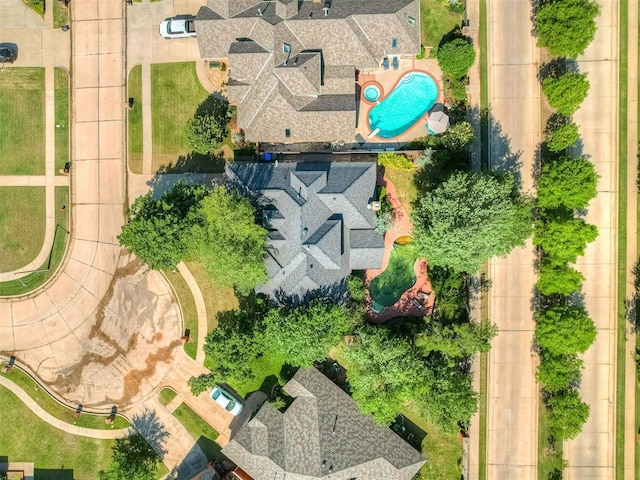 3605 Abbotsford, Norman, OK 73072 - aerial view of a pool