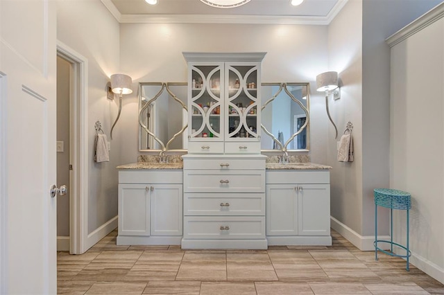 3419 Abby Ln, Newcastle, OK 73065 - bathroom featuring double vanity, crown molding, baseboards, wood tiled floors, and recessed lighting