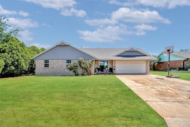 ranch-style house featuring brick siding, an attached garage, a front yard, and driveway