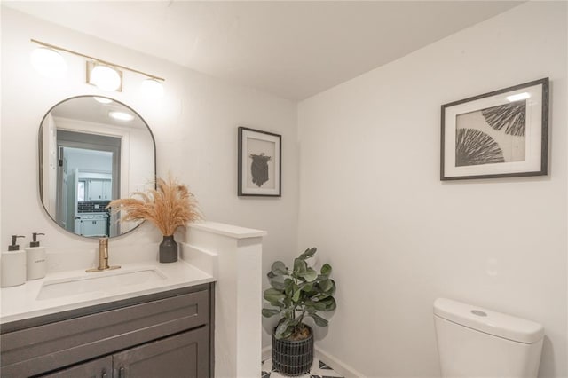 6212 N Utah Ave, Oklahoma City, OK 73112 - half bath featuring toilet and vanity
