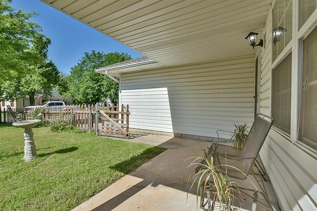 109 E Hayes St, Norman, OK 73069 - view of yard with a patio area