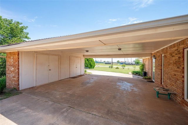 410 NW Taylor Ave, Piedmont, OK 73078 - garage with concrete driveway