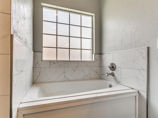 924 Regal Rd, Yukon, OK 73099 - full bath with a bath