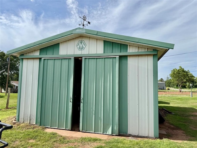 321 E Ninth St, Leedey, OK 73654 - view of shed