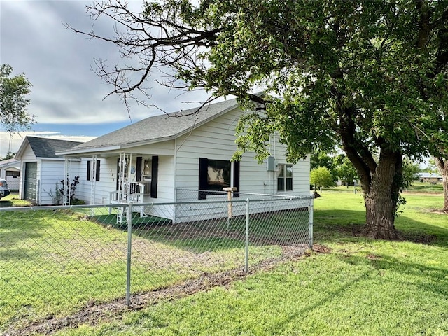 321 E Ninth St, Leedey, OK 73654 - view of front of property